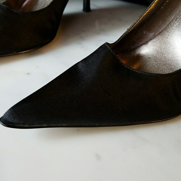 VINTAGE BLACK FABRIC 50's PUMP!!!๐๐ - Picture 3 of 5